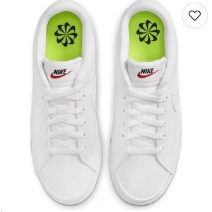 WMNS NIKE COURT LEGACY NN
WHITE/WHITE-BLACK-VOLT
BLANC/NOIR/VOLT/BLANC